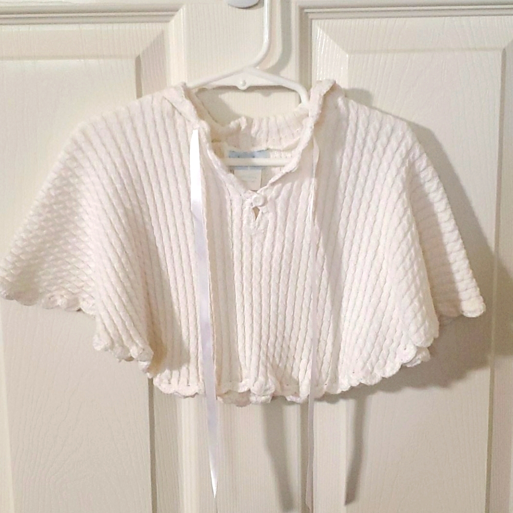 Baby Dove 3-6 Month White Sweater Hood Poncho - Picture 1 of 3